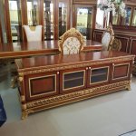 МОНАРХ Стенка из массива