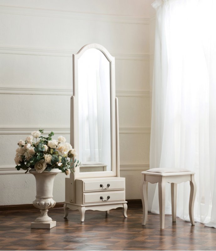 Зеркало напольное