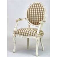 Стул с подлокотником