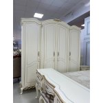 БЬЯНКА Комплект: Кровать 1,8*2,0+2 прикроватные тумбы+туалетный стол с зеркалом с пуфом +шкаф 4-х дверный БЬЯНКА Комплект: Кровать 1,8*2,0+2 прикроватные тумбы+туалетный стол с зеркалом с пуфом +шкаф 4-х дверный