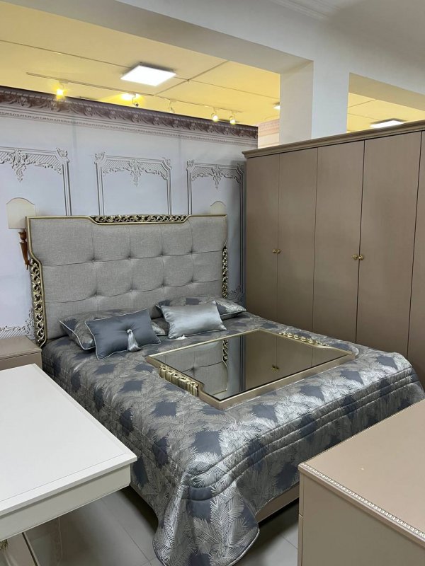 ЛАУРА Спальня