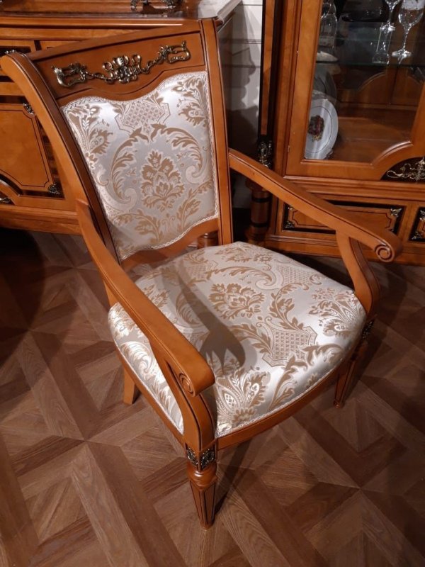 ГЕНРИХ  Стул с подлокотниками