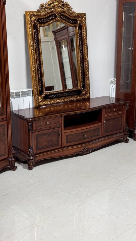 ПРАДО Тумба ТВ